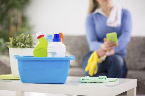 Staff reporting channels for concerns in Carpetcleaning NW6